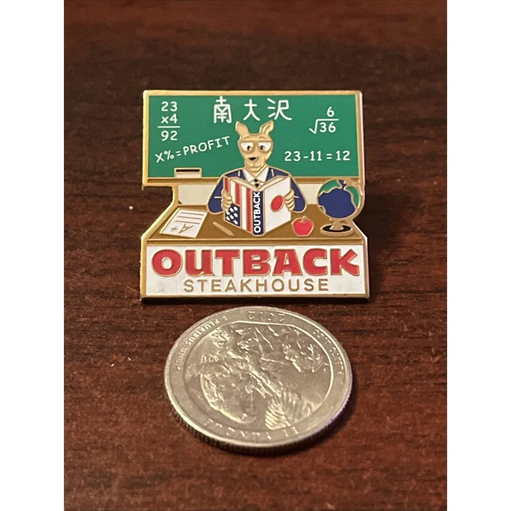 Outback Steakhouse Japan Kangaroo Teacher School Lapel‎ Hat Pin